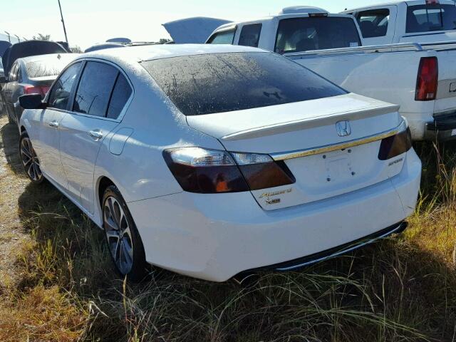 1HGCR2F52FA205759 - 2015 HONDA ACCORD WHITE photo 3