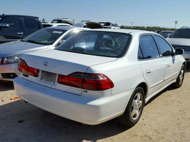 1HGCG1652XA013727 - 1999 HONDA ACCORD EX WHITE photo 4