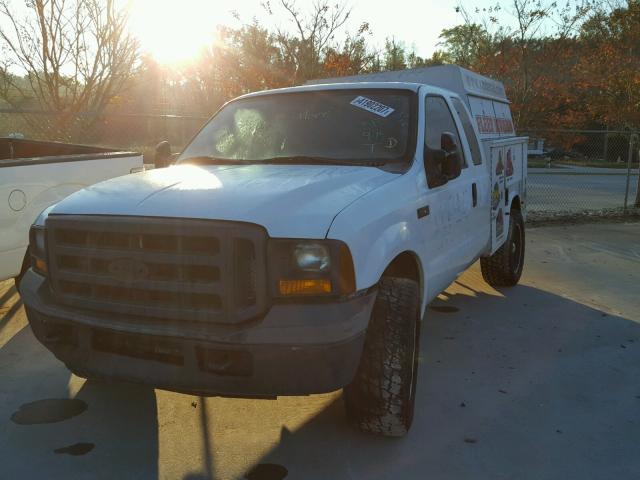 1FDSX20555EC43515 - 2005 FORD F250 WHITE photo 2