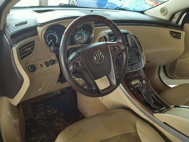 1G4GC5ED7BF286682 - 2011 BUICK LACROSSE CREAM photo 9
