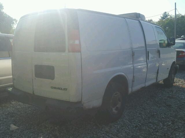 1GCHG352271157169 - 2007 CHEVROLET EXPRESS G3 WHITE photo 4