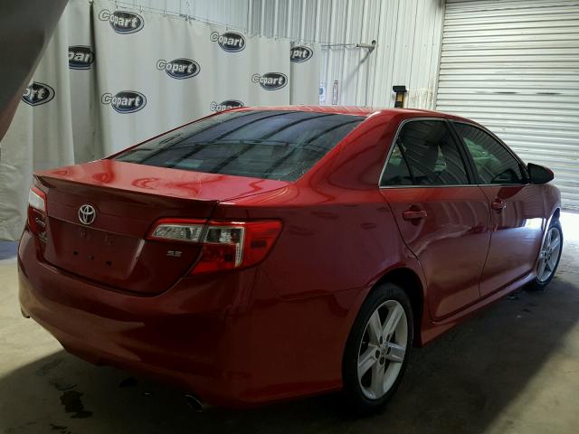 4T1BF1FK5EU845587 - 2014 TOYOTA CAMRY RED photo 4