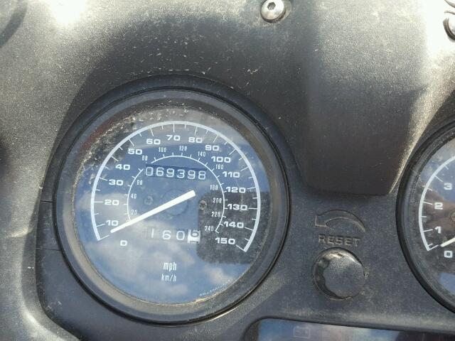 WB10418A31ZC70151 - 2001 BMW R1100 SILVER photo 8