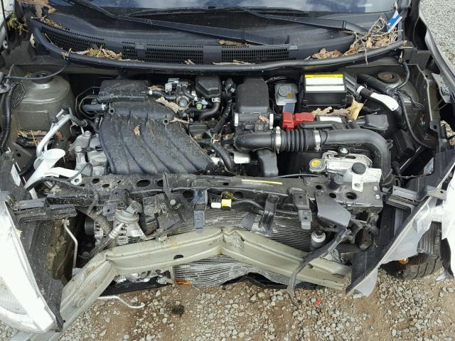 3N1CN7AP5GL863623 - 2016 NISSAN VERSA GRAY photo 7