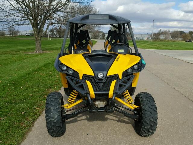 3JBPNLP12EJ000770 - 2014 CAN-AM MAVERICK M TWO TONE photo 2