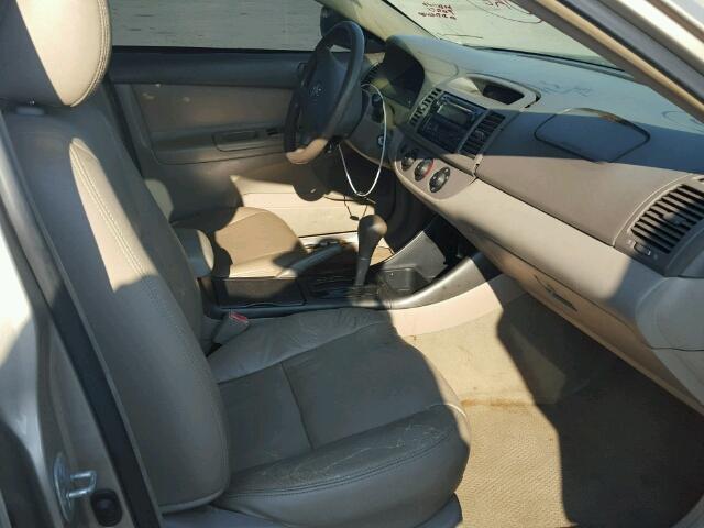 4T1BE32K43U218865 - 2003 TOYOTA CAMRY TAN photo 5