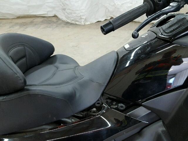 JH2SC68W0EK000272 - 2014 HONDA GL1800 H BLACK photo 5