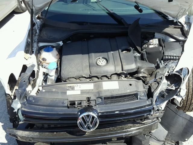 WVWDB7AJXDW096038 - 2013 VOLKSWAGEN GOLF WHITE photo 7