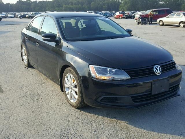 3VWDZ7AJ6BM346638 - 2011 VOLKSWAGEN JETTA SE BLACK photo 1