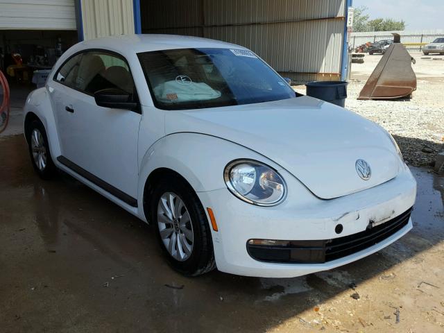 3VWF17AT7FM639360 - 2015 VOLKSWAGEN BEETLE 1.8 WHITE photo 1