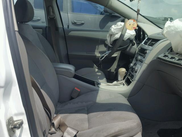 1G1ZC5EUXBF157650 - 2011 CHEVROLET MALIBU 1LT 白色 照片 5