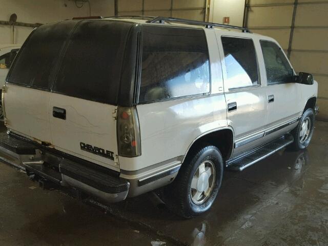 1GNEK13R9XJ555671 - 1999 CHEVROLET TAHOE WHITE photo 4