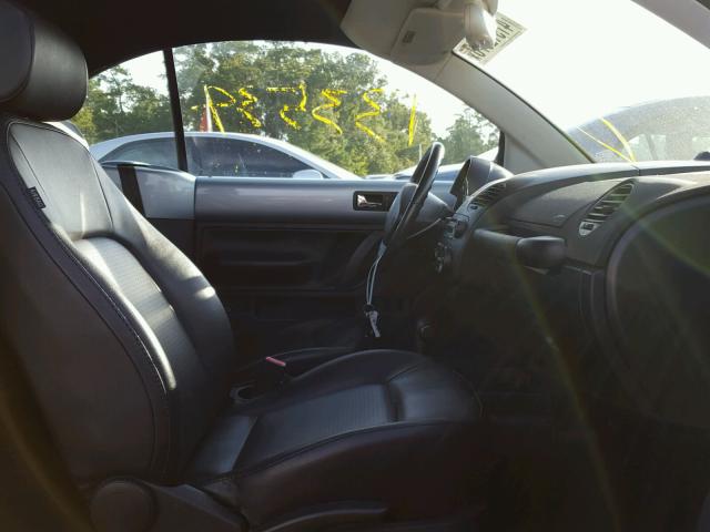 3VWRF31Y69M406139 - 2009 VOLKSWAGEN NEW BEETLE Mavi foto 5