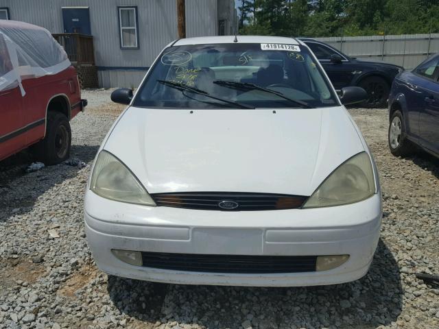 1FAFP38342W334253 - 2002 FORD FOCUS ZTS WHITE photo 9