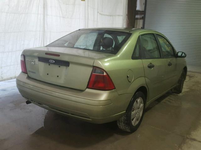 1FAFP34N17W255475 - 2007 FORD FOCUS ZX4 GREEN photo 4