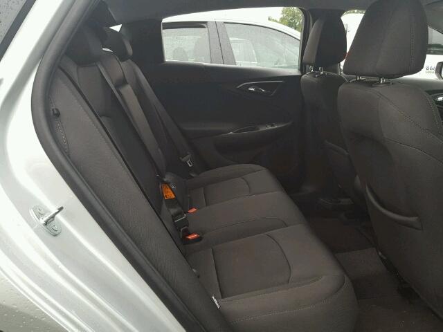 1G1ZB5STXGF296568 - 2016 CHEVROLET MALIBU LS ვერცხლისფერი ფოტო 6