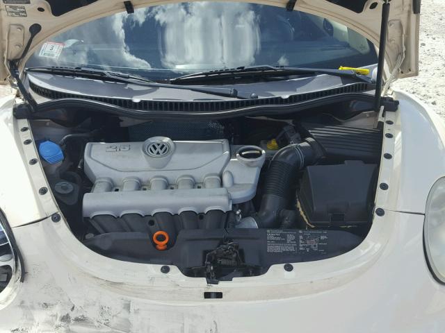 3VWRW31C07M519635 - 2007 VOLKSWAGEN NEW BEETLE 奶油色 照片 7