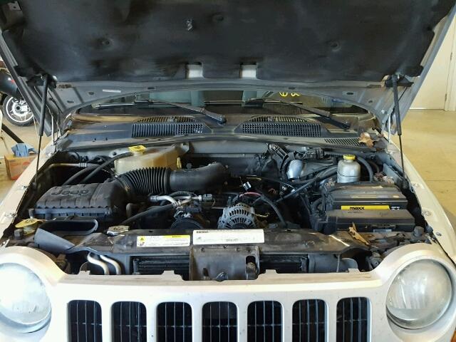 1J4GK48K47W624102 - 2007 JEEP LIBERTY SILVER photo 7
