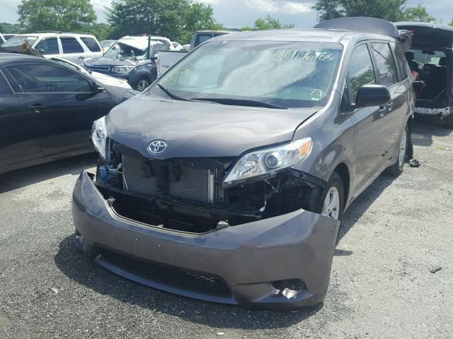 5TDZK3DC2FS655855 - 2015 TOYOTA SIENNA BAS CHARCOAL photo 2