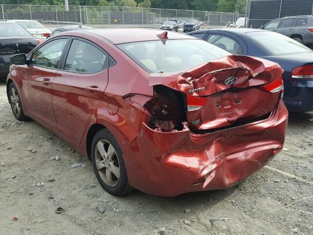 5NPDH4AE9DH350831 - 2013 HYUNDAI ELANTRA GL RED photo 3