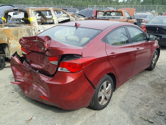 5NPDH4AE9DH350831 - 2013 HYUNDAI ELANTRA GL RED photo 4