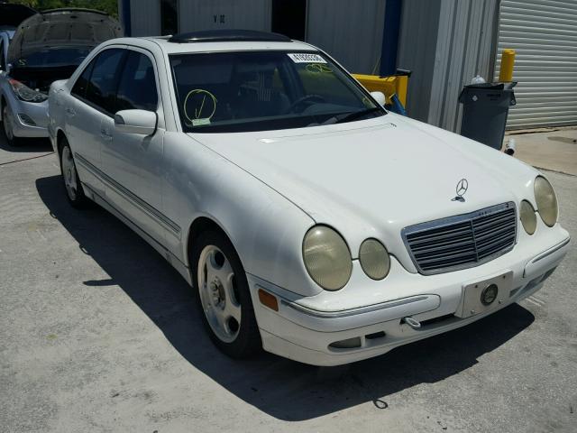 WDBJF70J01X055186 - 2001 MERCEDES-BENZ E 430 WHITE photo 1