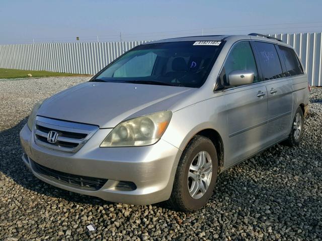 5FNRL38675B020473 - 2005 HONDA ODYSSEY SILVER photo 2