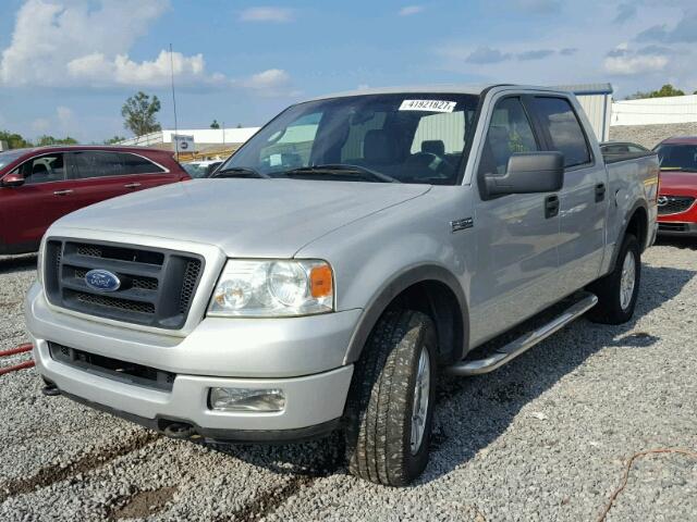 1FTPW14505KD58235 - 2005 FORD F150 SUPER SILVER photo 2