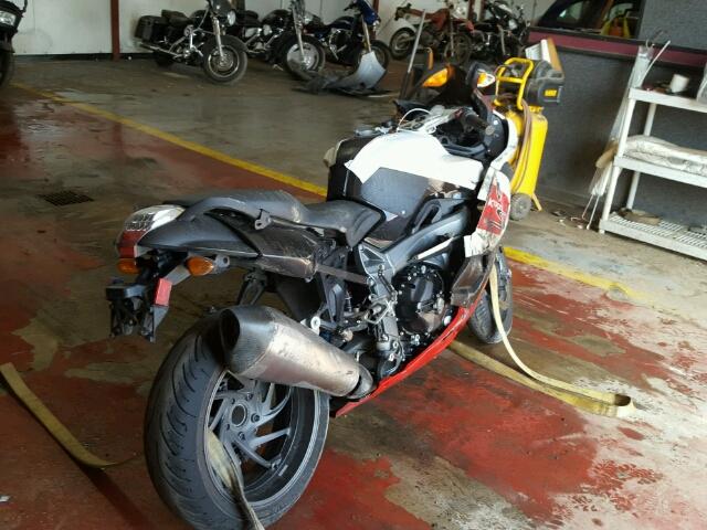 WB1050906DZV94838 - 2013 BMW K1300 S TWO TONE photo 4