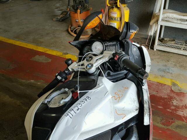 WB1050906DZV94838 - 2013 BMW K1300 S TWO TONE photo 5