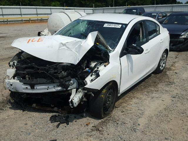 JM1BL1UF9B1381428 - 2011 MAZDA 3 I WHITE photo 2