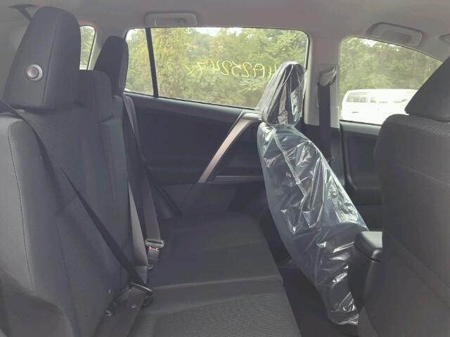 JTMZFREV5HJ713013 - 2017 TOYOTA RAV4 白色 照片 6