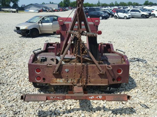 440 - 1980 CHEVROLET WRECKER MAROON photo 5