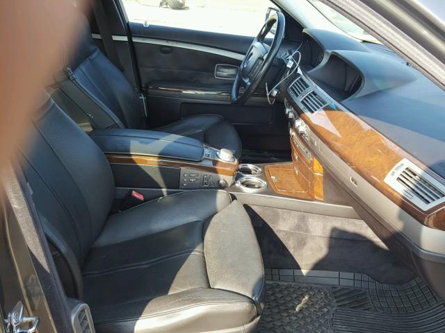 WBAHN83576DT29352 - 2006 BMW 750 GRAY photo 5