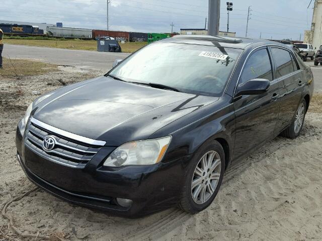 4T1BK36BX7U224212 - 2007 TOYOTA AVALON BLACK photo 2