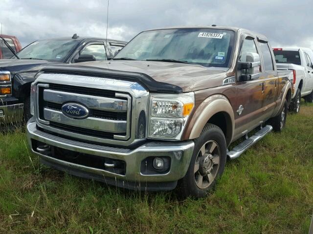 1FT7W2AT2BEC29772 - 2011 FORD F250 SUPER BLUE photo 2