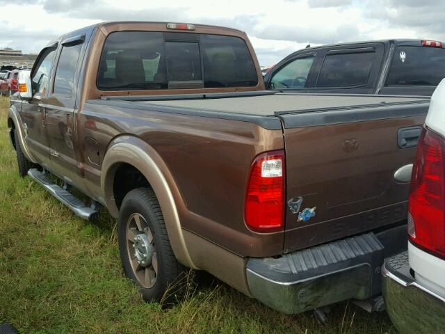 1FT7W2AT2BEC29772 - 2011 FORD F250 SUPER BLUE photo 3