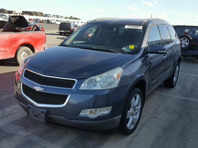 1GNER23DX9S104025 - 2009 CHEVROLET TRAVERSE CHARCOAL photo 2