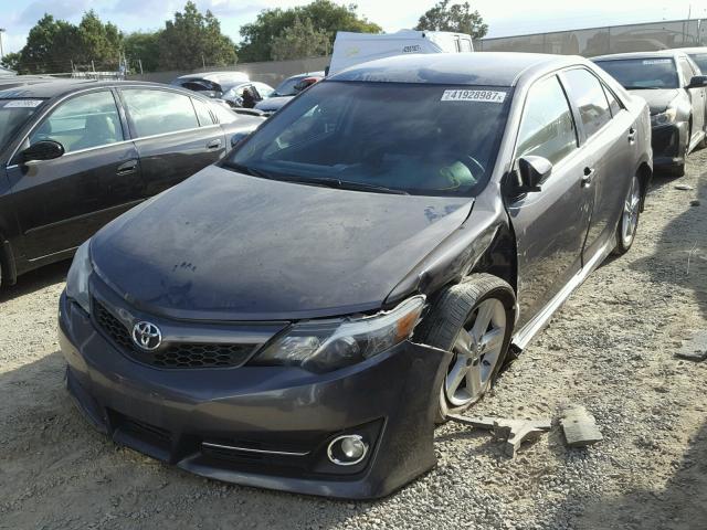 4T1BF1FK4EU800981 - 2014 TOYOTA CAMRY L GRAY photo 2