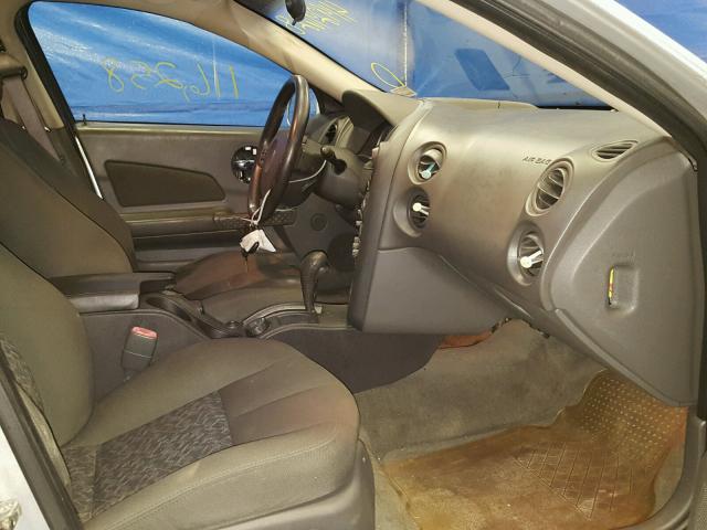 2G2WS522941128834 - 2004 PONTIAC GRAND PRIX SILVER photo 5
