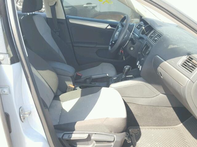 3VW2B7AJ6HM265823 - 2017 VOLKSWAGEN JETTA S 白色 照片 5