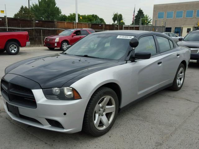 2C3CDXAT8DH677287 - 2013 DODGE CHARGER PO TWO TONE photo 2