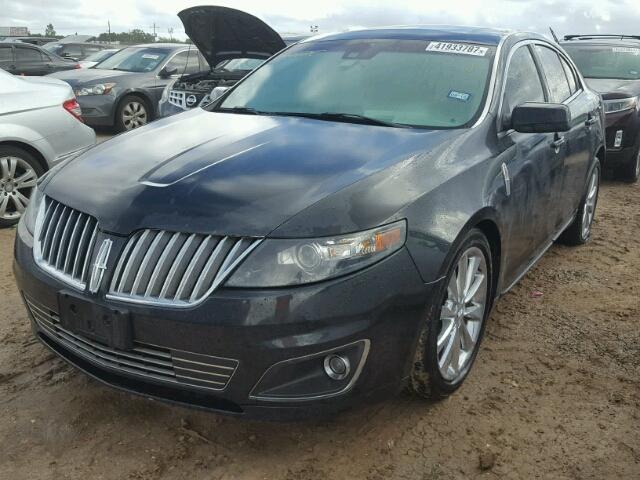 1LNHL9FT5AG611565 - 2010 LINCOLN MKS BLACK photo 2