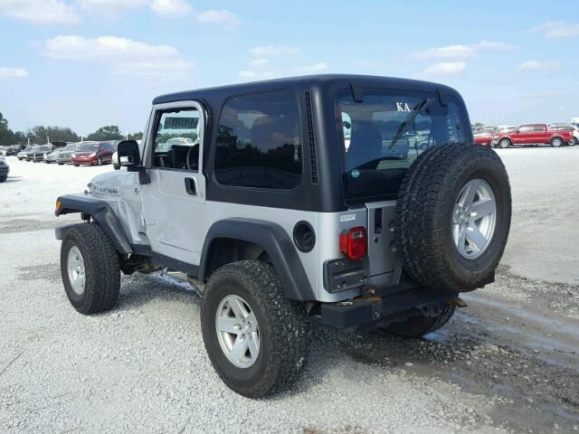 1J4FA69S96P740638 - 2006 JEEP WRANGLER / SILVER photo 3