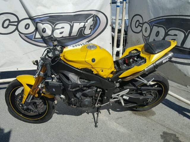 JYARN23EX9A004202 - 2009 YAMAHA YZFR1 YELLOW photo 2