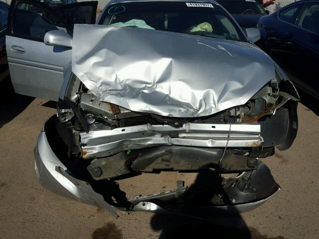 2G2WP522X41332771 - 2004 PONTIAC GRAND PRIX SILVER photo 7