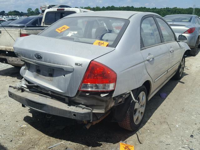 KNAFE221995602020 - 2009 KIA SPECTRA EX SILVER photo 4