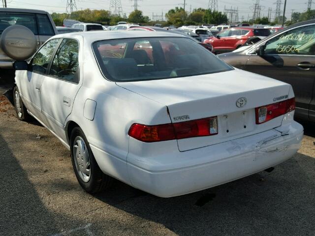 4T1BG22K01U820972 - 2001 TOYOTA CAMRY CE/L WHITE photo 3