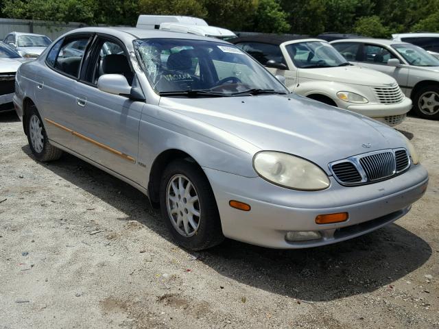 KLAVA692X2B325943 - 2002 DAEWOO LEGANZA CD SILVER photo 1