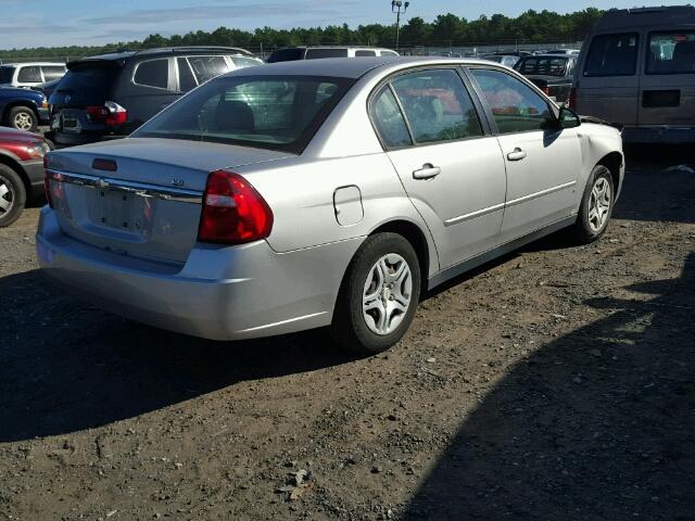 1G1ZS58F27F309556 - 2007 CHEVROLET MALIBU LS SILVER photo 4